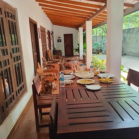 Habarana Dulwan Guest House Luaran gambar