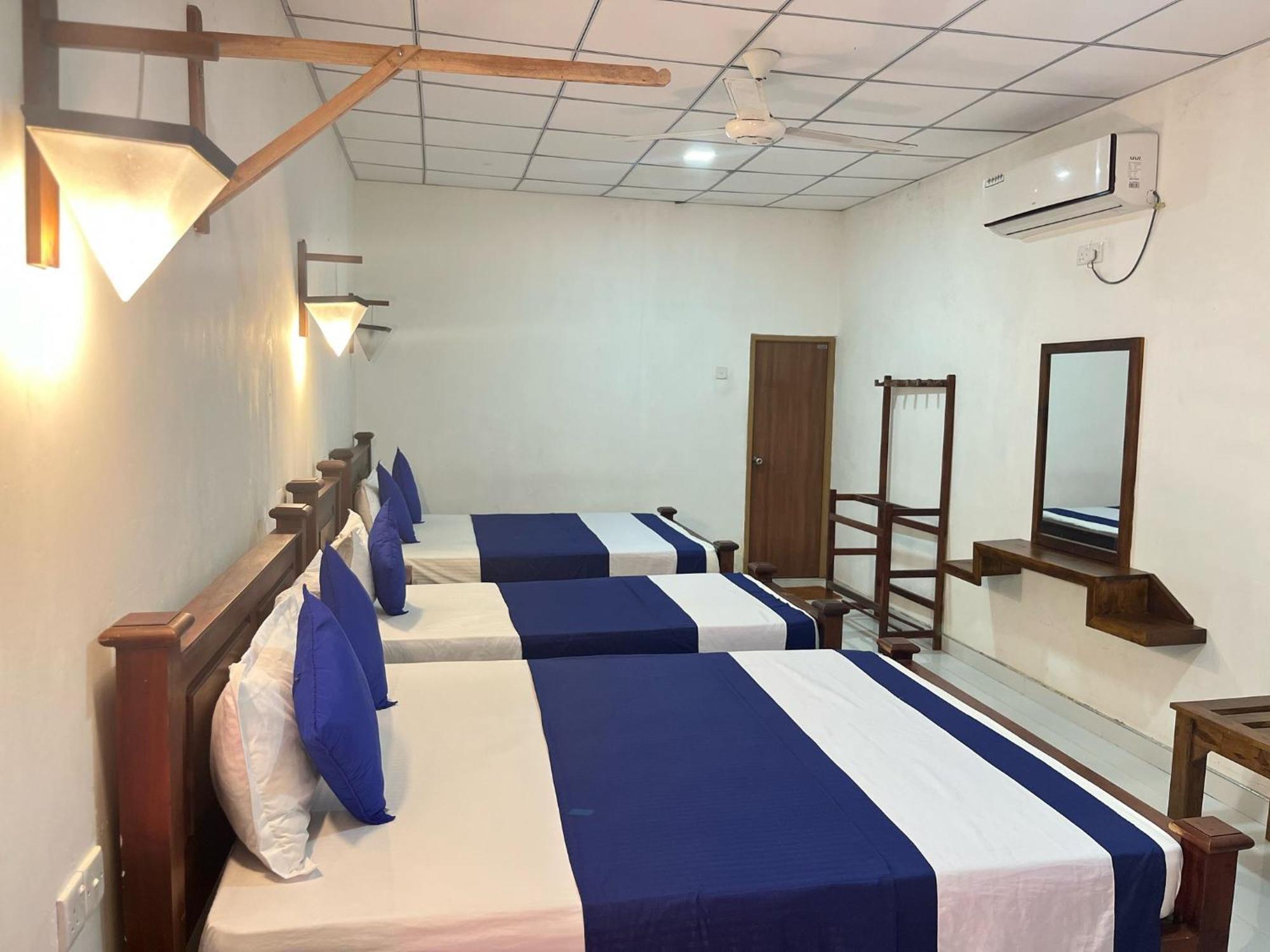 Habarana Dulwan Guest House Bilik gambar