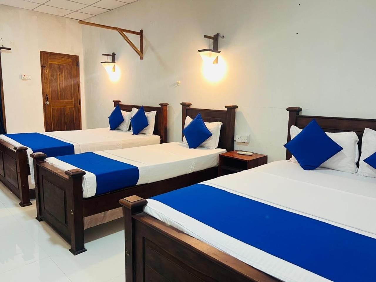 Habarana Dulwan Guest House Bilik gambar